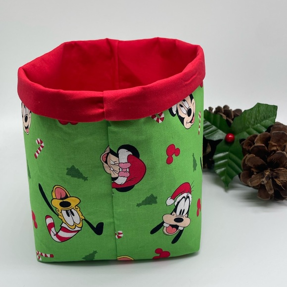 Handmade Disney Christmas Fabric Basket / Mickey Mouse Winter Fabric Basket - Picture 3 of 3